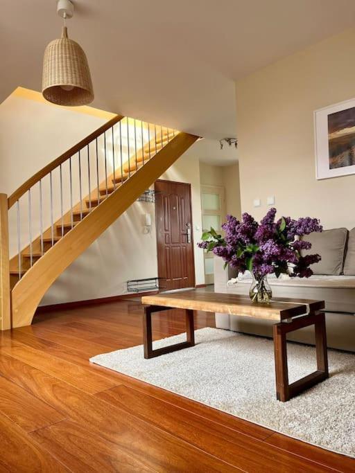 Apartament Hemingwaya Jelenia Góra Extérieur photo