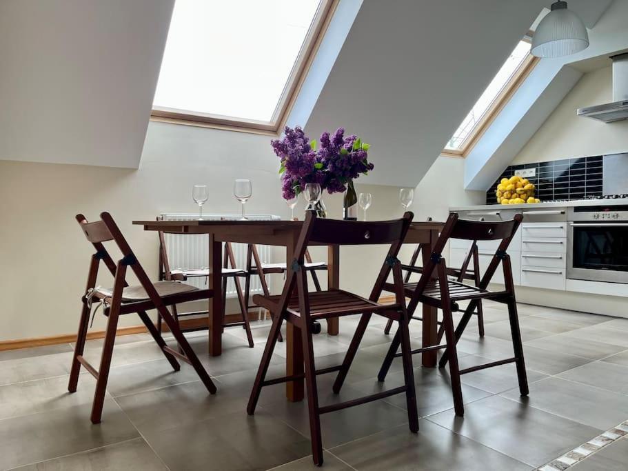 Apartament Hemingwaya Jelenia Góra Extérieur photo
